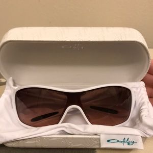 New Oakley Sunglasses